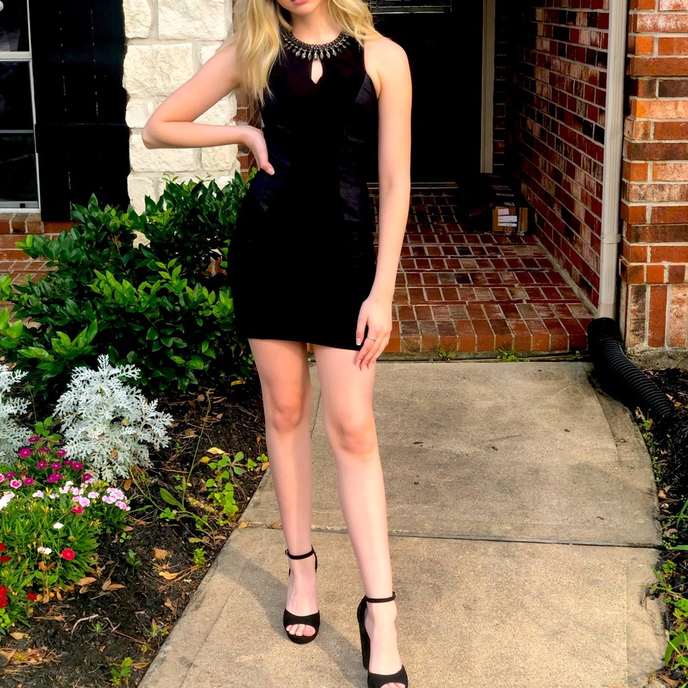 Cocktail/Party Dress